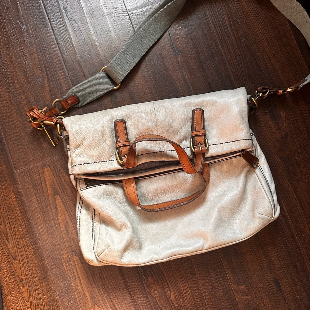 Fossil light green messenger Bag